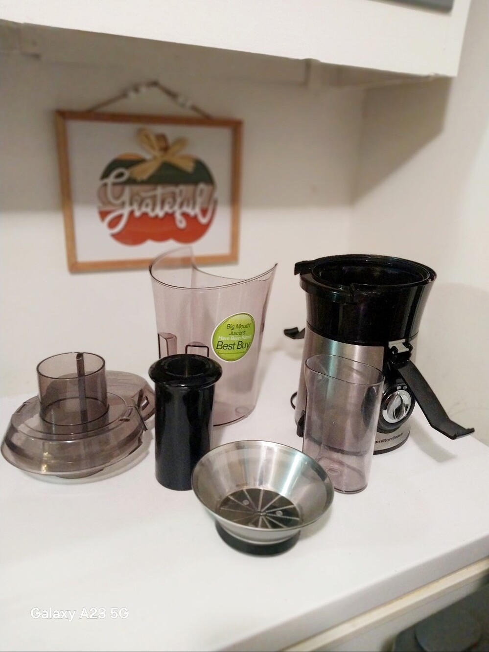 Hamilton Beach Black and Silver Juice Extractor with Clear Smoke Attachments